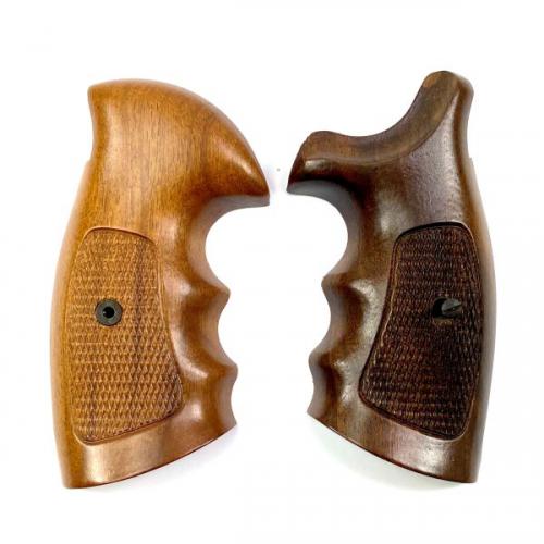 Smith & Wesson Walnut K Frame Finger Groove - 923 *** 